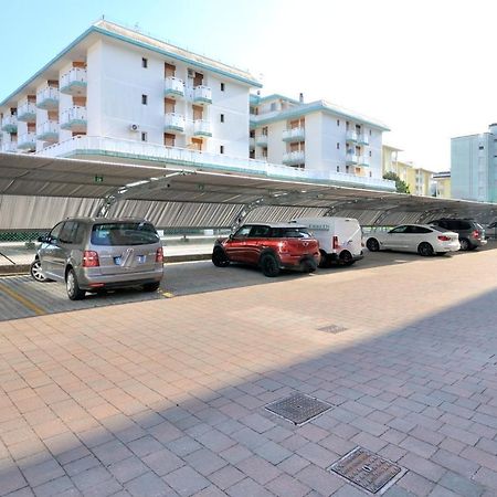 Condominio Malta Bibione Eksteriør billede